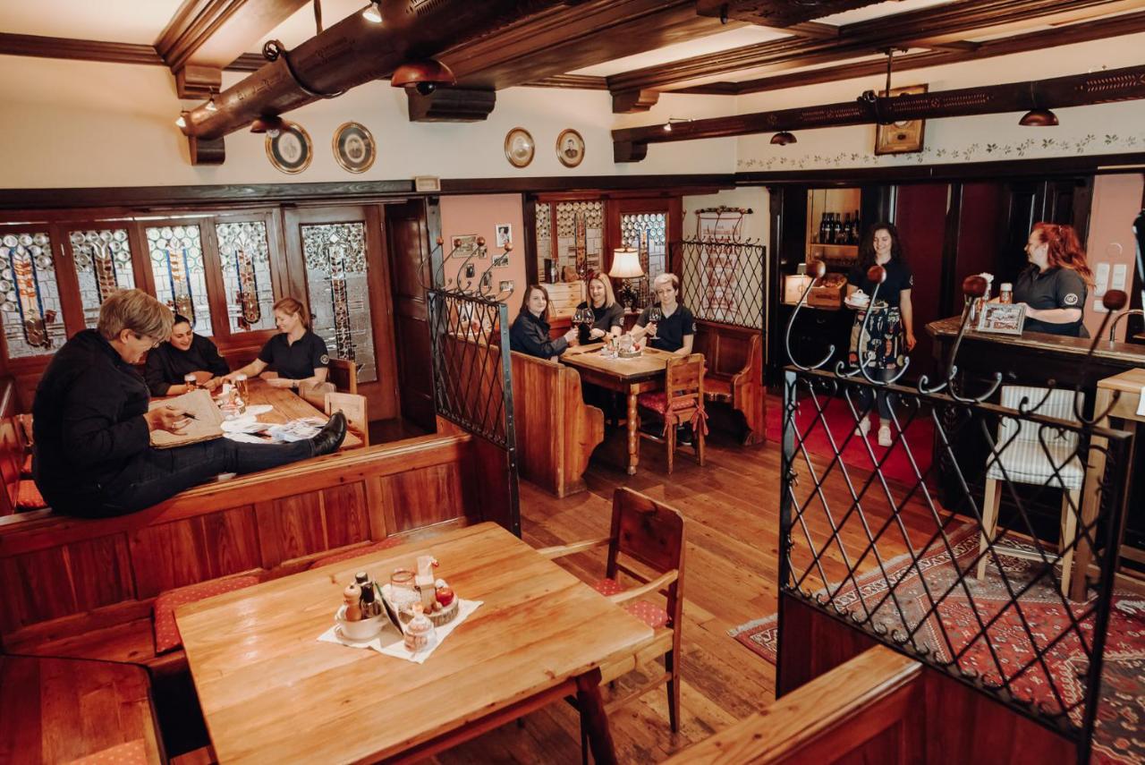 Der Eberhard - Wohnen & Essen Bei Ilse Gasthuis 3*