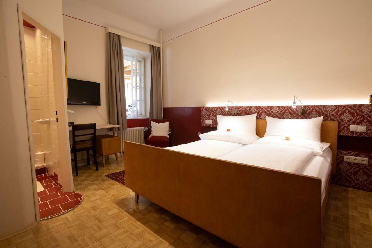 Der Eberhard - Wohnen & Essen Bei Ilse Gasthuis 3*